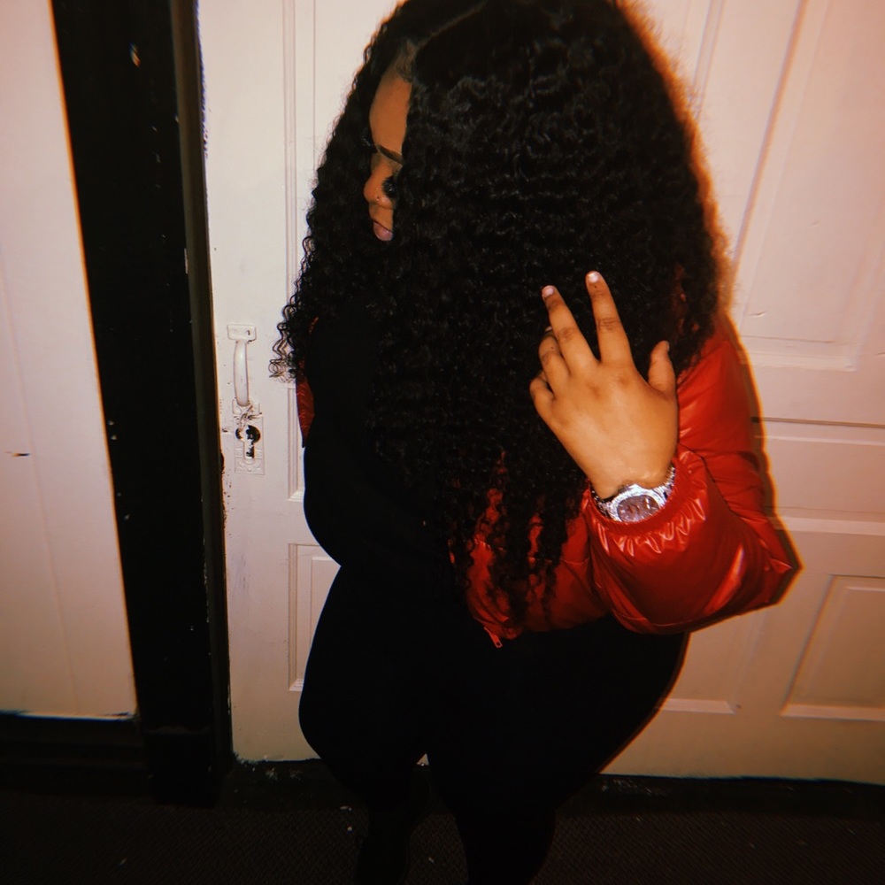 Meet your Posher, Shekinah